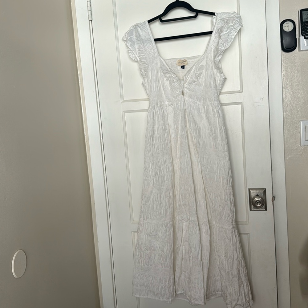 Universal Thread white dress